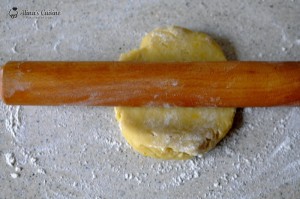 prajitura cu foi cu miere si crema caramel 021