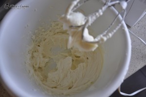 Tort cu crema de lamaie si jeleu de zmeura 013